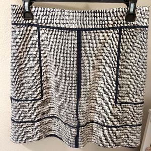 Ann Taylor black and cream skirt